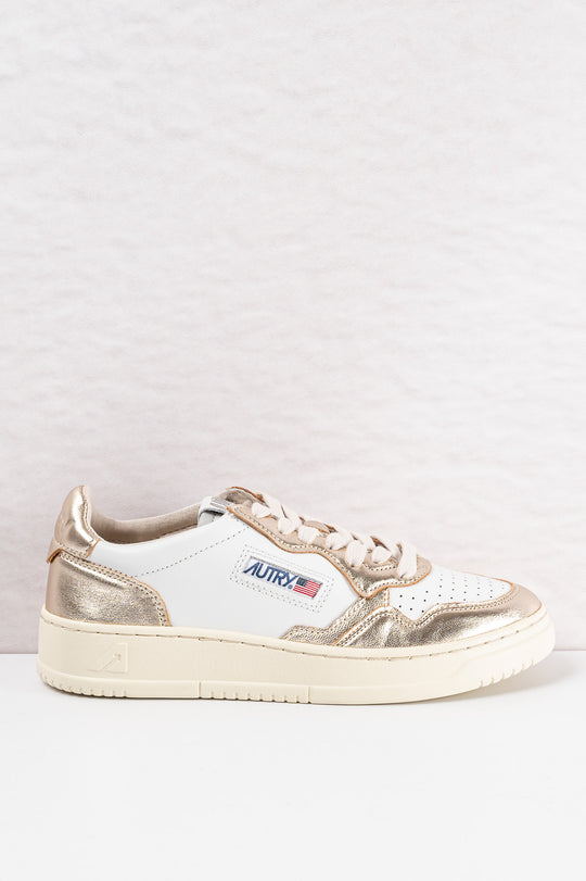 Autry Medalist Low Leather/leather Platinum  5202