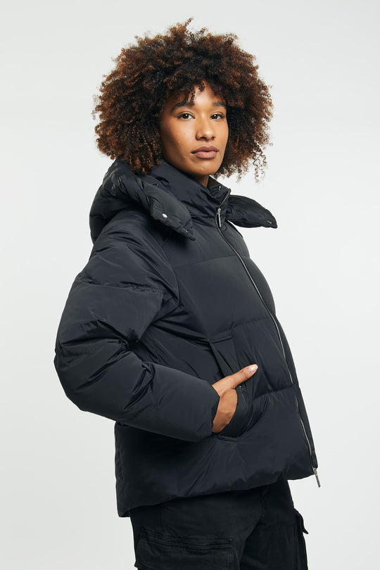 Woolrich ALSEA SHORT DOWN PUFFER JACKET 4209