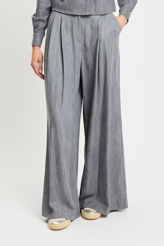 NINA MARS Pantaloni con Pences  9026